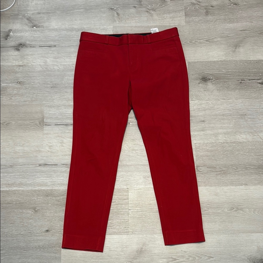 Banana Republic Vibrant Red Cropped Pants (style - Sloan)‎ size 6